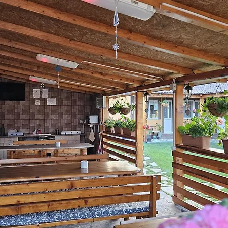 Casa Adrian 3*